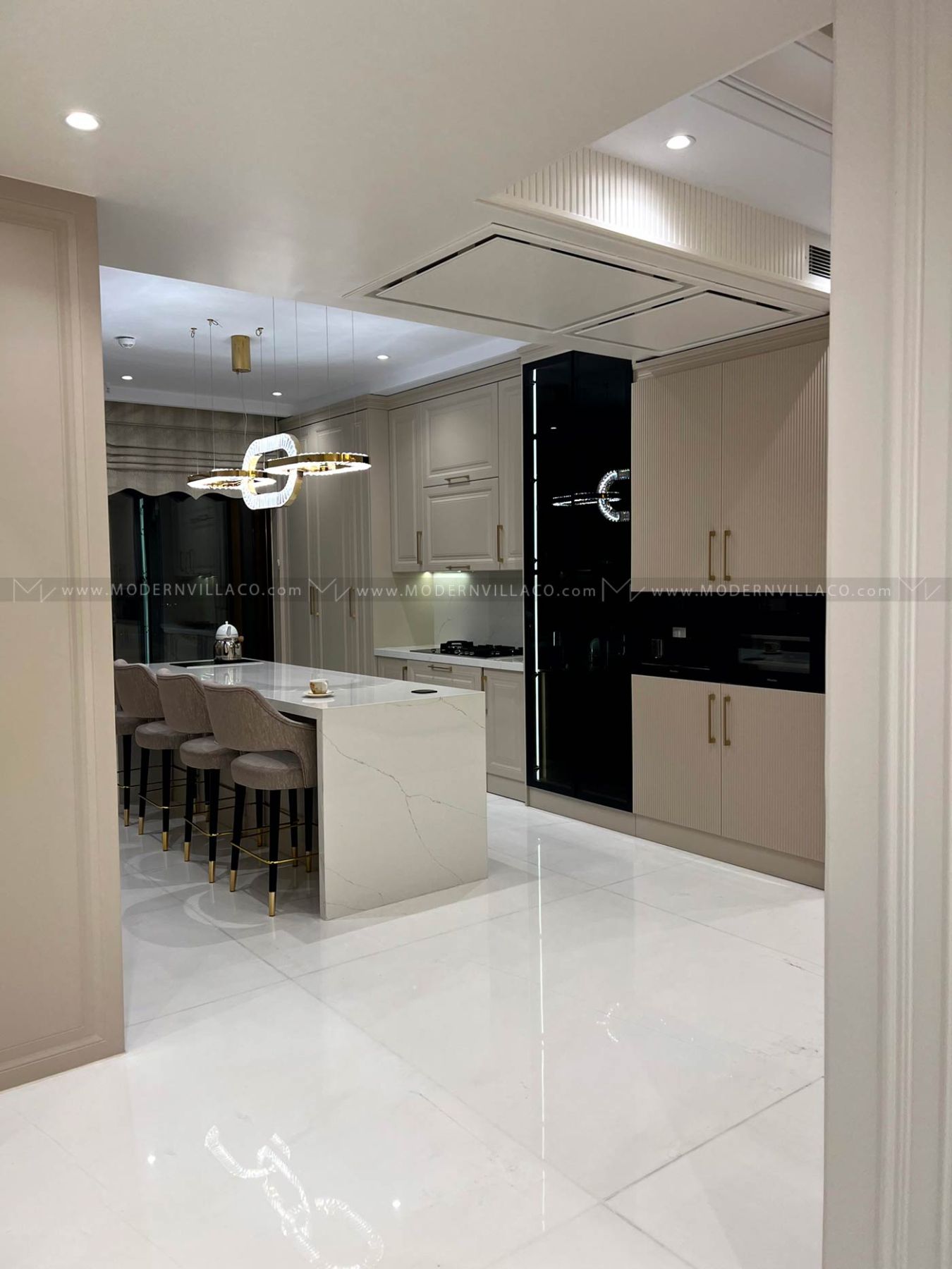 اجرای بازسازی آشپزخانه با متریال لوکس